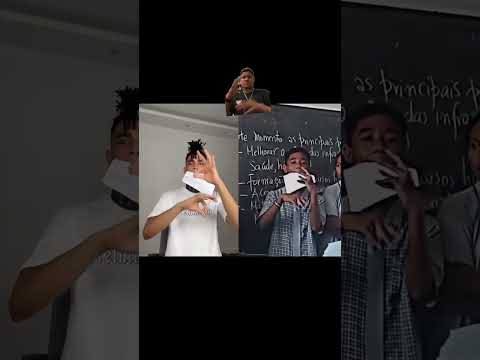 NLE CHOPPA SHOTTA FLOW Gang Signs