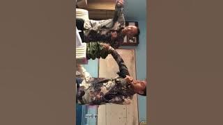 Guru Keren Bikin FYP Goyang! Didi Kempot 'Pamer Bojo' Cover 🔥