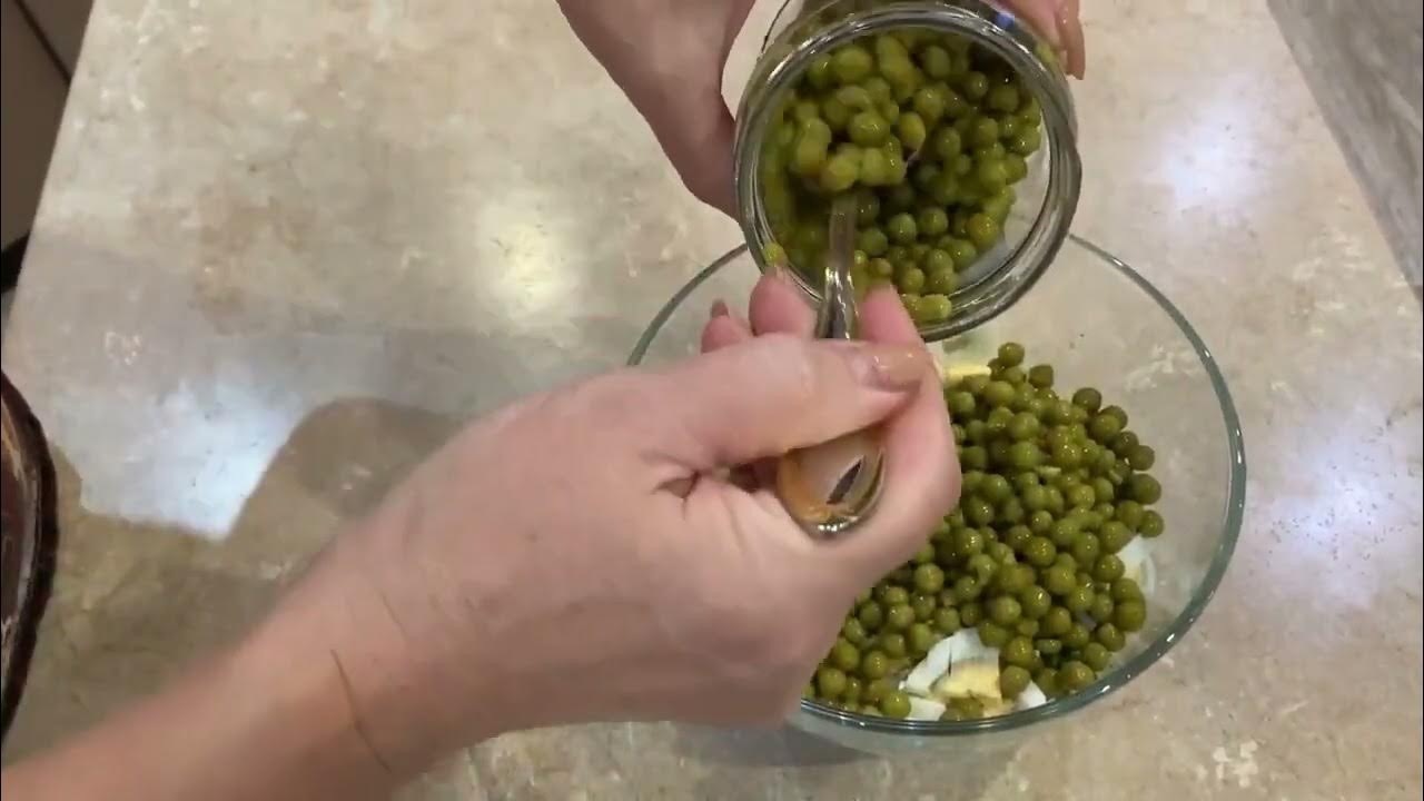 БАНКА ГОРОШКА и ГЕНИАЛЬНЫЙ САЛАТ ГОТОВ !!! НУ ОЧЕНЬ БЫСТРО !!! - YouTube