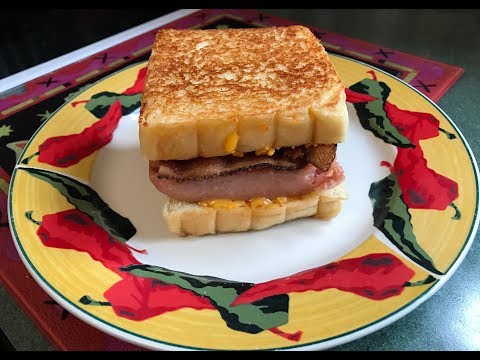 Copycat Kings Hawaiian Bread/Grilled Pimento Cheese & Spam Sandwich