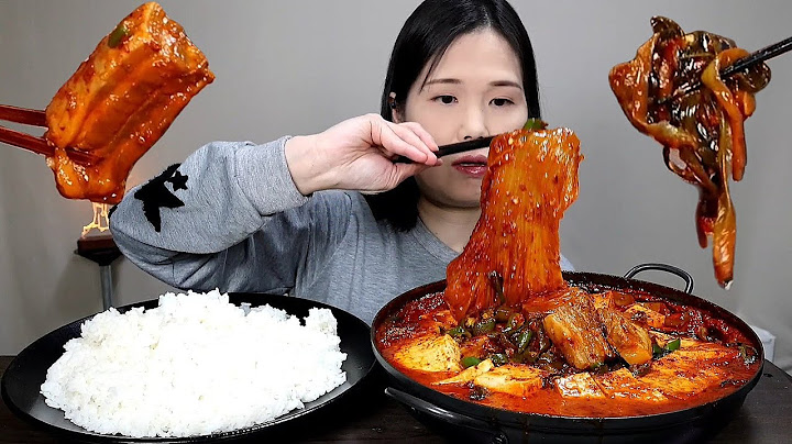 mukbang, spicy, kimchi. ASMR.