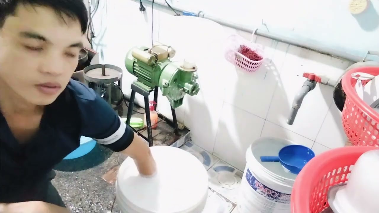 May Quá ! Gặp Được Ông Thầy Hoàn Thành Khoá Bánh Cuốn Chỉ Với Một Video.