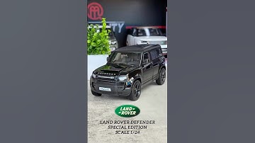 2022 Black Land Rover Defender 110 1/24 Scale - Special Edition