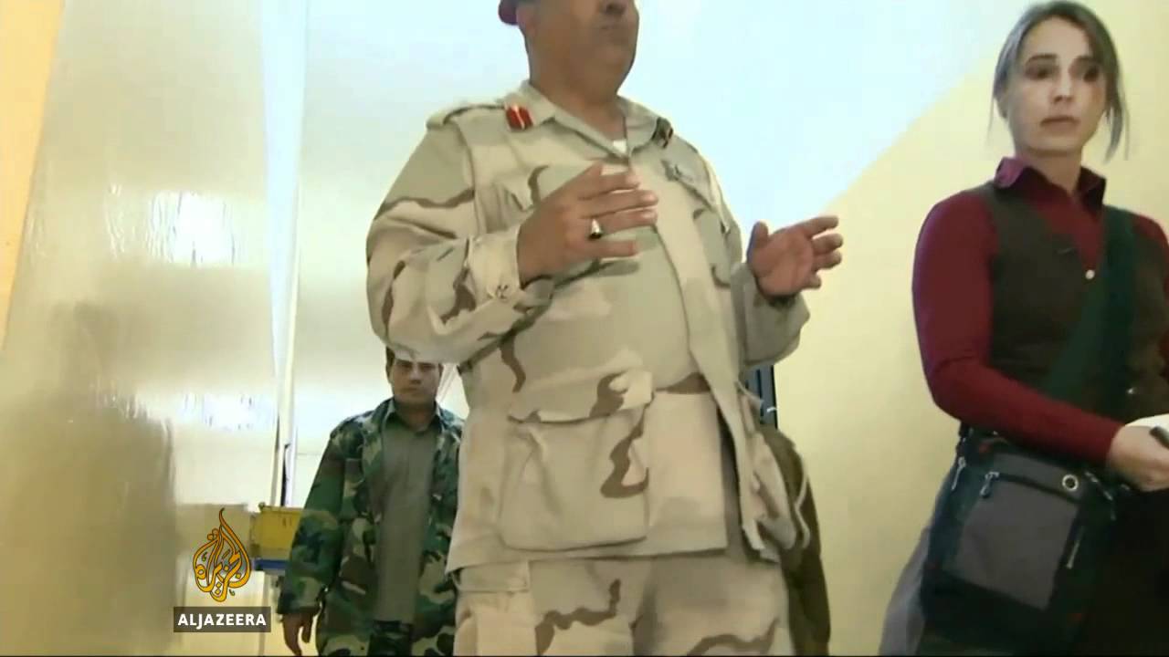 ينتظر نحو 7000 أسير حرب في ليبيا محاكمتهم