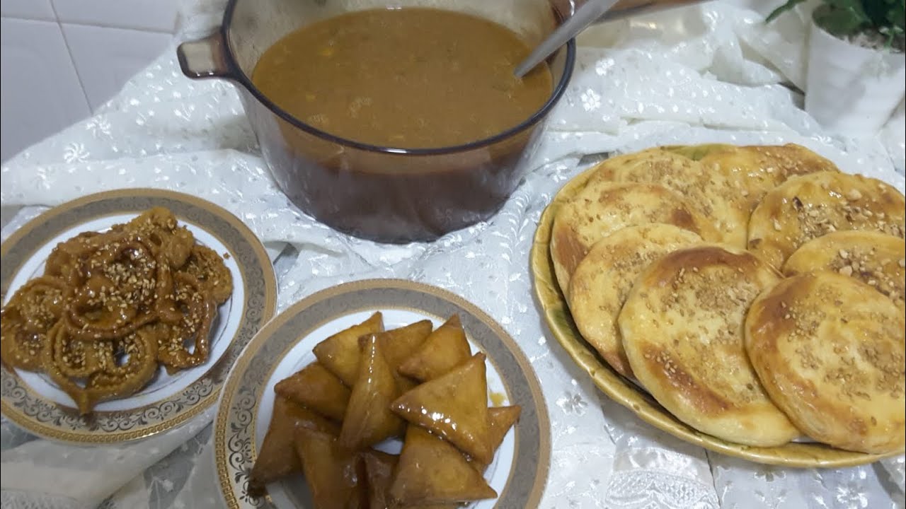 حريرة الي داقها مينساش مداقها خاترة وبنينةوريحة يسلام ومليويات فالفران حلوين كيجيو ناشفين شهوة منهم