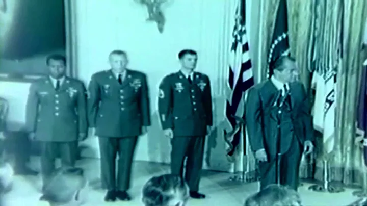 03/07/1969 Medal of Honor Awarded To Joseph R. Hoo...