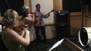 Full Moon Vixen - Music Garage