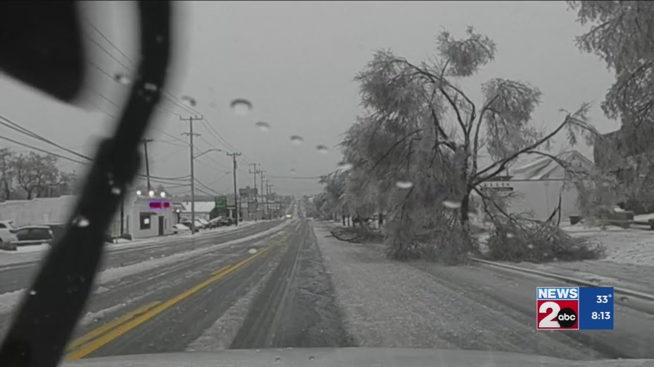 Icy roads in South Nashville during winter storm - YouTube