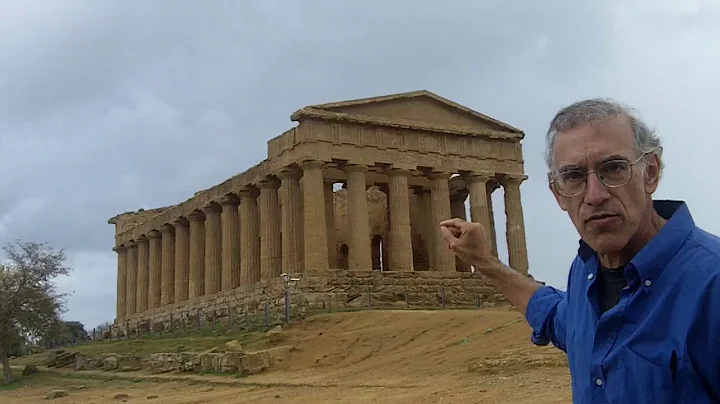 Douglas Kenning of Sicily Tour speaking of Greek temples