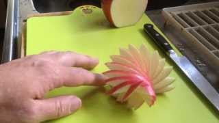 りんごの飾り切り　　便利なフルーツカットシリーズＮＯ．6 切り方　How to cut an apple