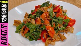 Asian Street Food | Thai basil pork recipe (pad kra pao moo) | Thai FOOD | AomyWorldTUBE | YUMMY❤