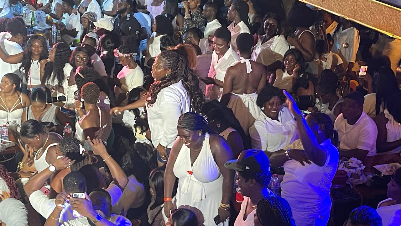 Ночная жизнь Аккры сошла с ума 🤯 | detty Декабрьская вечеринка в белом стиле в честь окончания го...