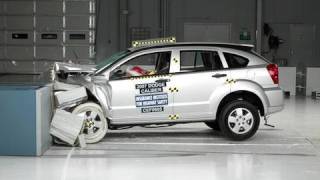 2007 Dodge Caliber moderate overlap IIHS crash test