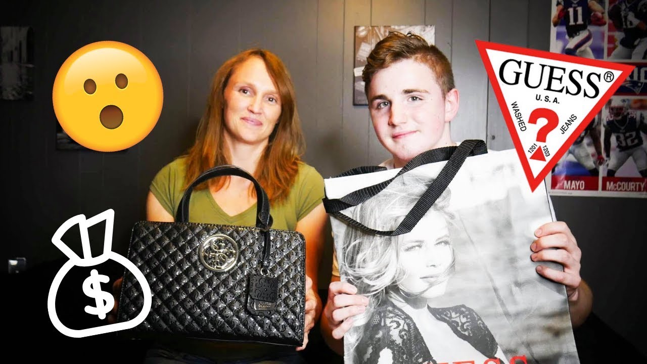 SURPRISING MY MOM WITH A GUESS PURSE!! - YouTube