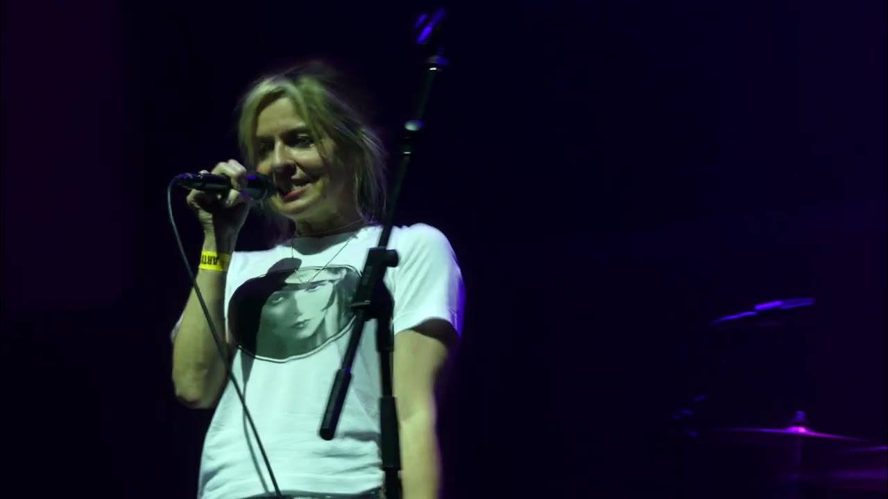 Sleeper Romeo Me live Albert Hall, Manchester 300422 YouTube