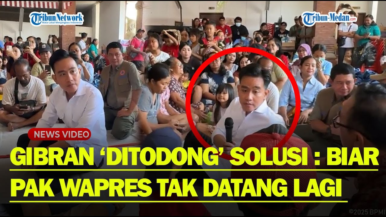 GIBRAN 'LEMPAR' Microfon Saat Diminta Warga Solusi Cegah Banjir