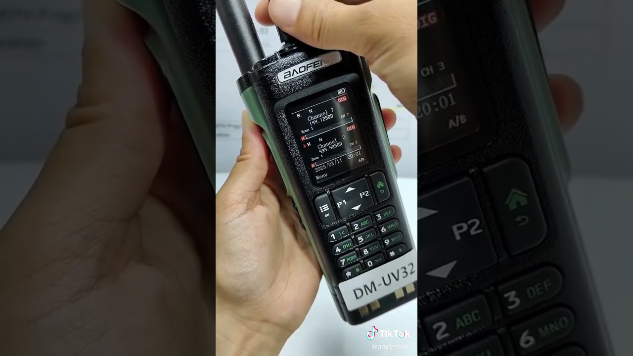 BAOFENG DM-32UV Walkie-TalkieAnalog + Digital ModeAES256 EncryptionGroup GPS/APR