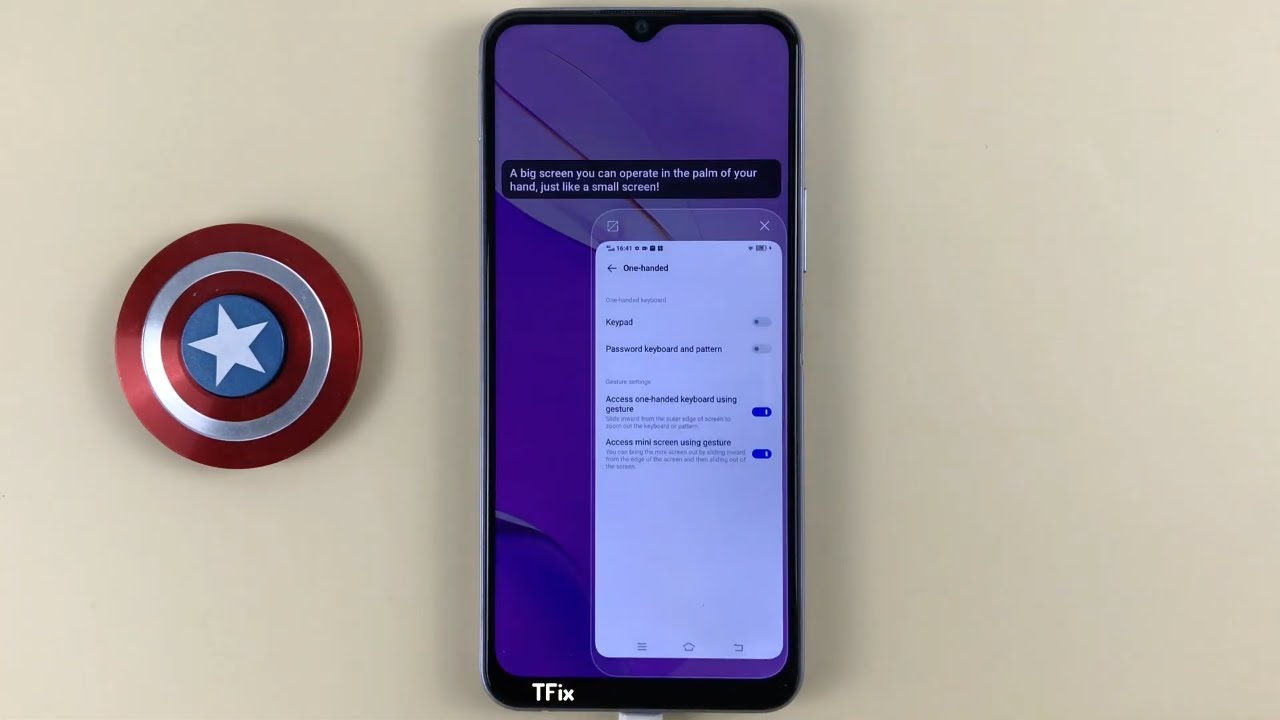How to swipe across the screen to enter one-handed mode on Vivo Y20 ...