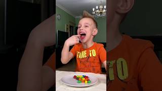 🤯The Child Threw A Plate In His Daddy's Mouth Instead Of M&M's😲🤦🏻‍♂️