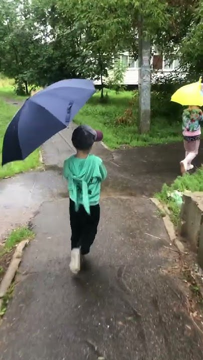 Задождило в Москве ☔️😡☔️#дождь #rain #rek #reels #шортс #shortvideo # ...