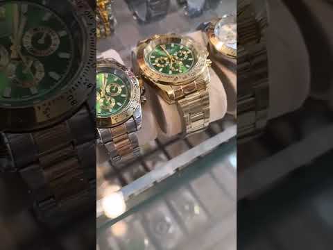 ساعات رجالي نوعيه جيده ثقيله سعر القطعه ٨ الاف