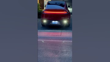 Tesla Model Y Juniper 2026 | Rear LED Lights and Reverse Noise