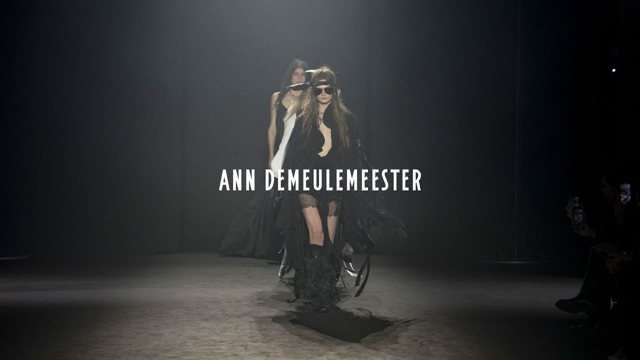 ANN DEMEULEMEESTER AUTUMN / WINTER 2025 SHOW - YouTube