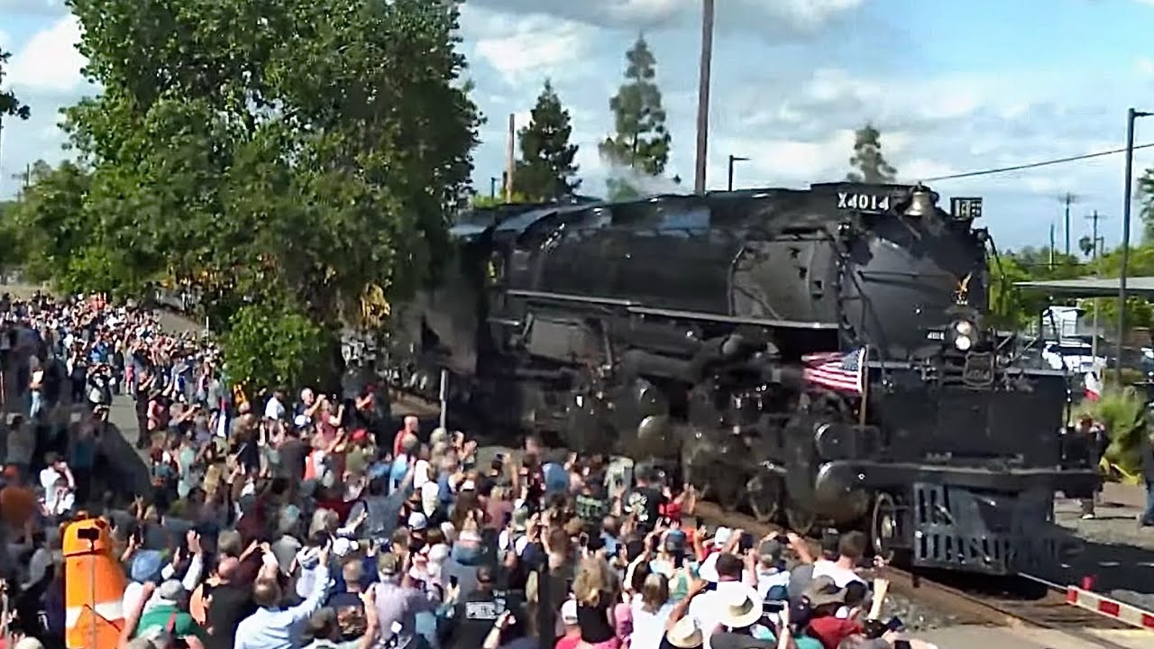 Union Pacific 4014 Big Boy arriving in Marysville, CA 4/09/2026 - YouTube