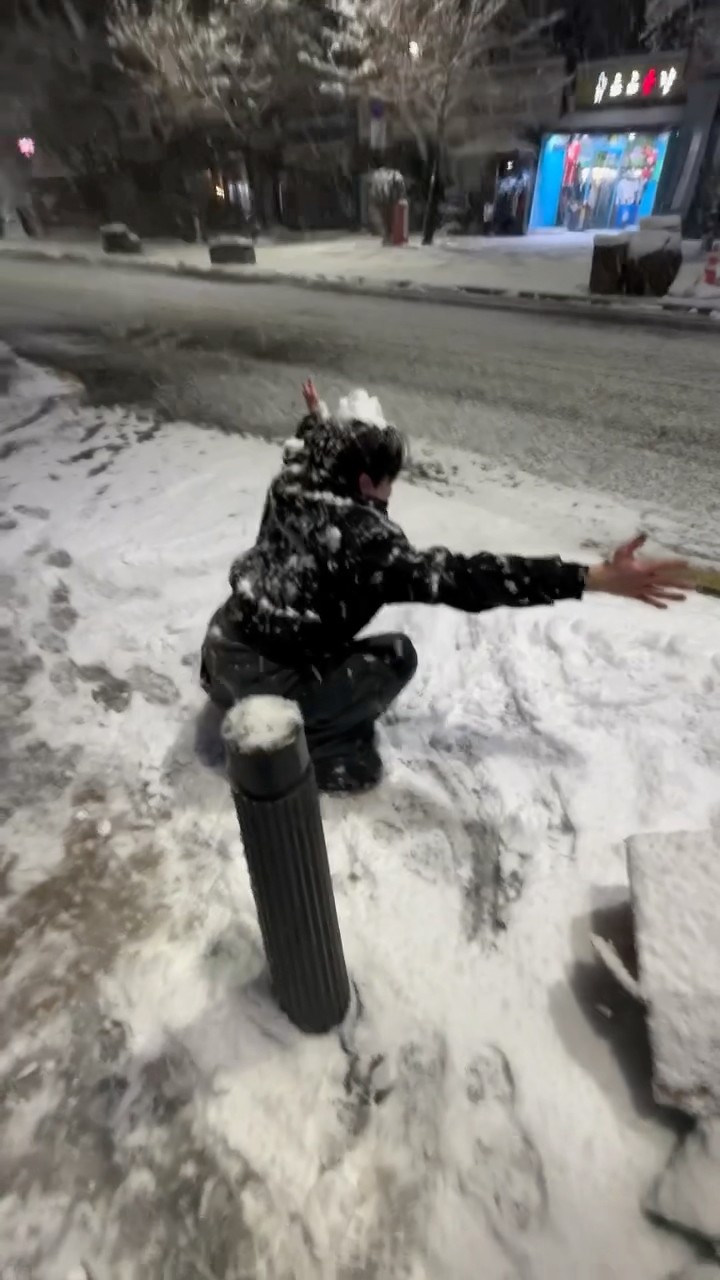#JasonDeruloTV // Snow! ❄️ #GotPermissionToPost From IG @i.d.0.1 #SlowLow