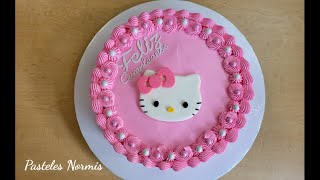Pastel de Hello Kitty/ Relleno de fresa y nuez