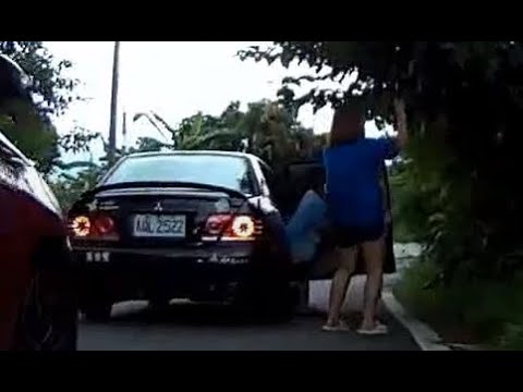 猴子摘龍眼