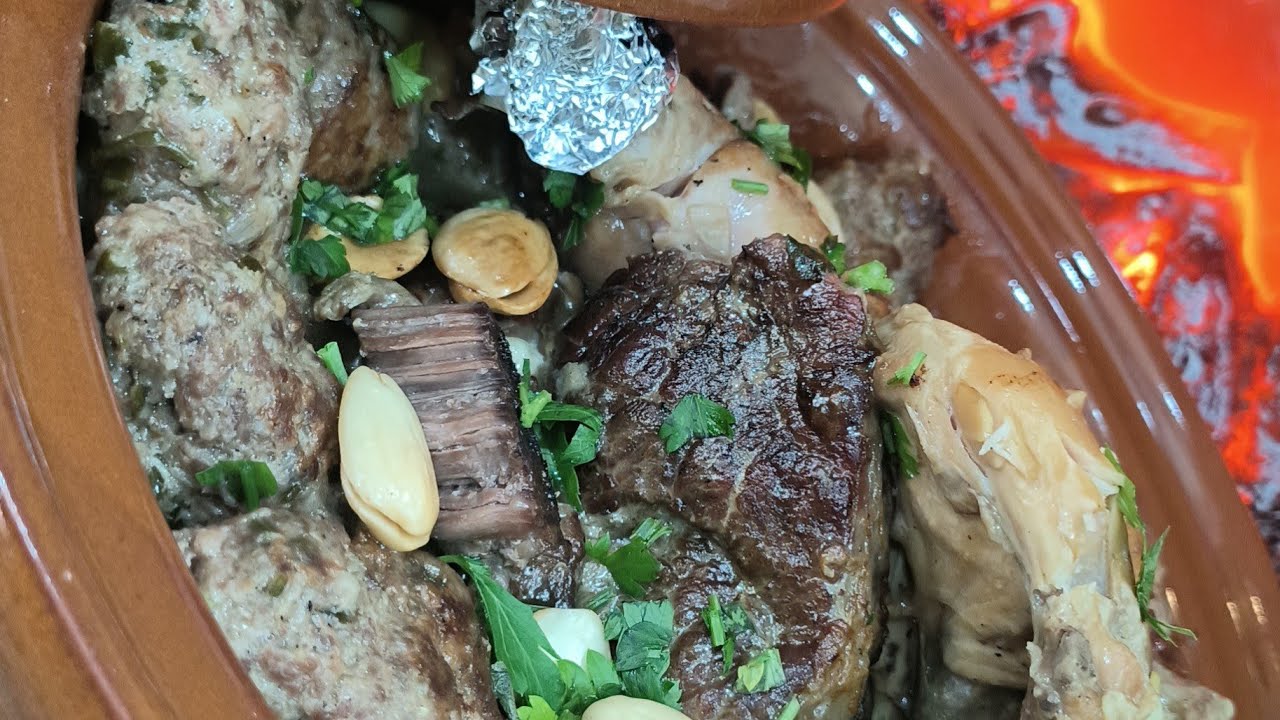 ارواحوا نحظروا طبق تقليدي وبنين بزاف يديروه بزاف في الاعراس وهو طاجين الشواء 