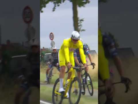 Just Mathieu van der Poel doing Mathieu van der Poel things… while in the yellow jersey! 🥶
