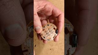 Easy desoldering of LEDs