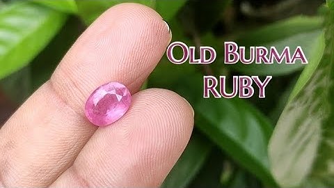 Old Burma Ruby/Ruby stone