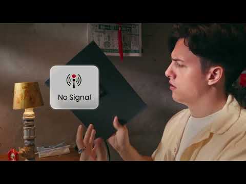 Traveling Without an eSIM? My Adventure vs Naomi 🌍✈️