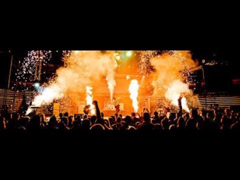 Skillet - Whispers in the Dark (Live at Tivoli Theater, Chattanooga, TN, 5/9/2008)