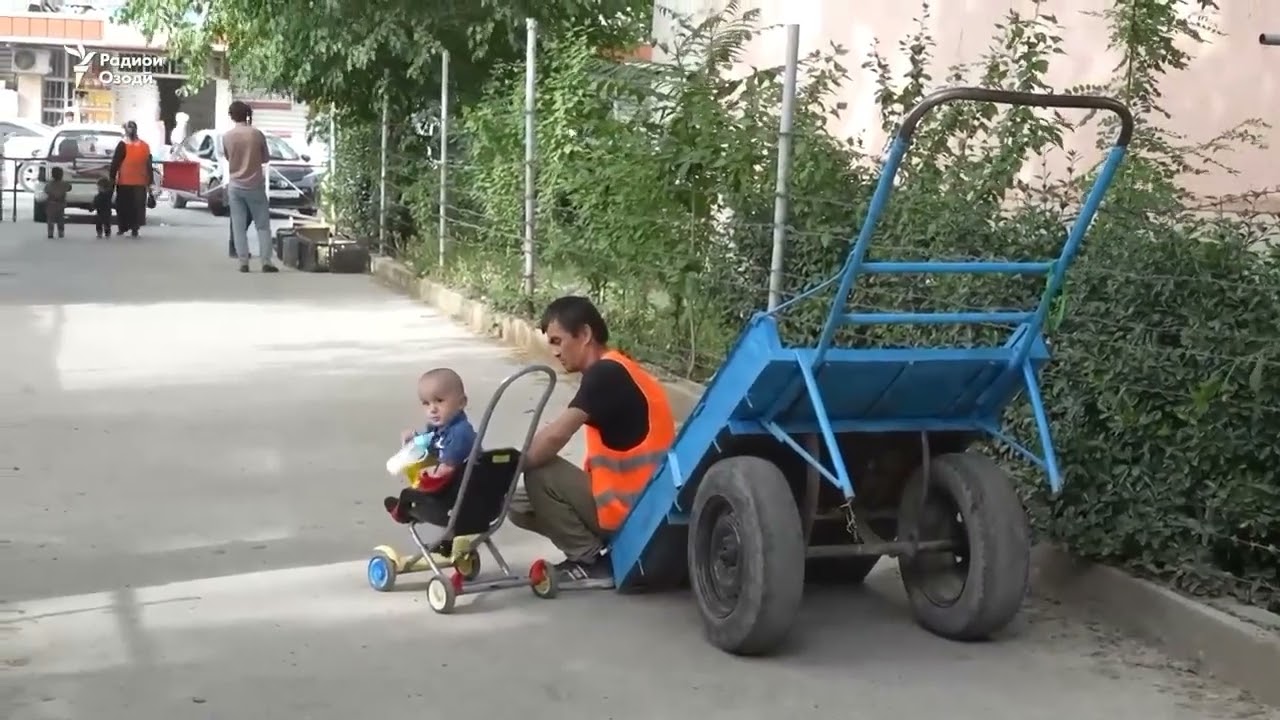 Аҳсан ба ингуна занҳои ба имону худотарс