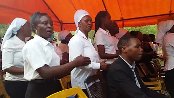 Twaja Mbele Yako na Sadaka ~Muungano choir Emali #africa #choir #gospelmusic #voiceeffects