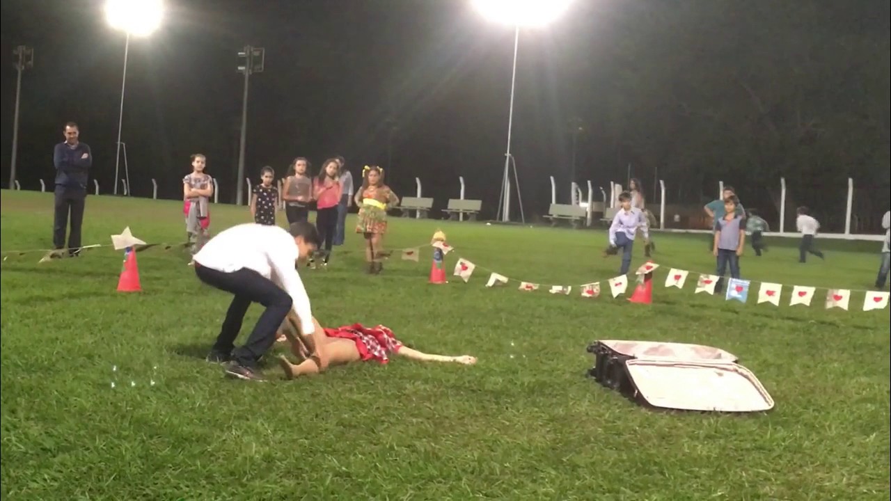 DANÇA DA MALA - BONECA MALUCA