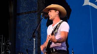 Dustin Lynch - Dust on the Bottle (David Lee Murphy cover) Noblesville Light the Fuse chords