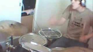 Drumming to the Small Faces B-side Understanding