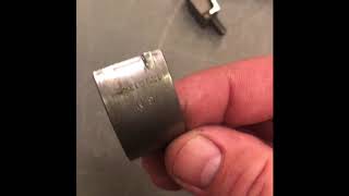 Installing connecting rod bearings