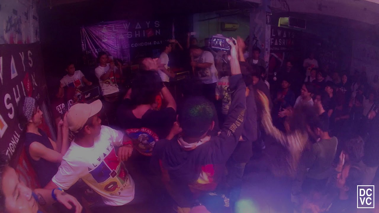 20180214. Straight Answer live in Rossi Musik Fatmawati