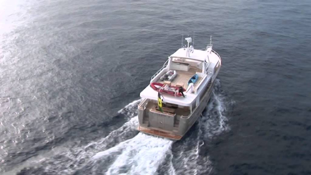 Траулерная яхта AKISSI верфи OCEA, модель ОСЕА Classic 85
