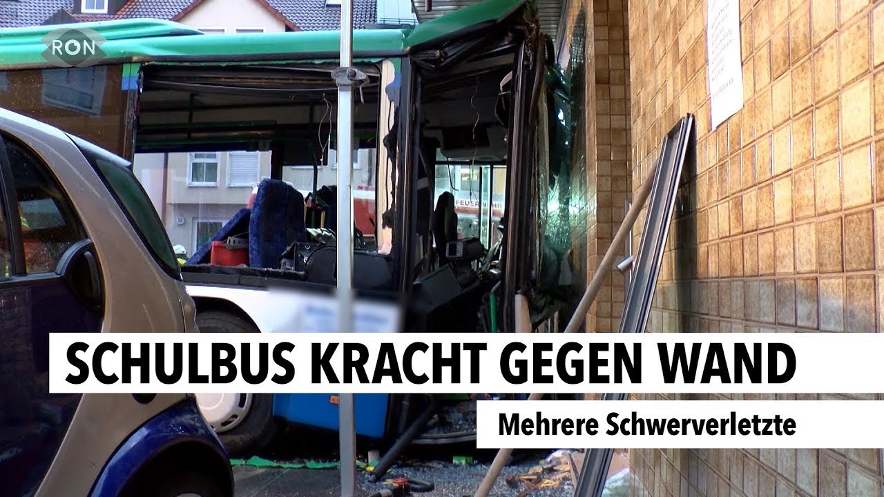 Schulbus kracht gegen Wand | RON TV |