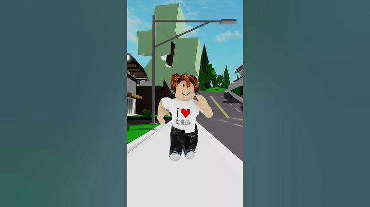 Bacon Hair Meets Robber in Roblox Brookhaven