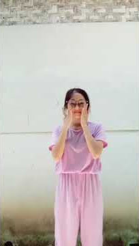 cewe cantik tiktok goyang hot. story wa 2021