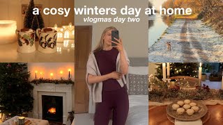 a cosy day at home & warming winter recipes | vlogmas day 2