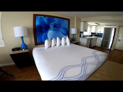 LIDO BEACH RESORT ROOM 241 TOUR